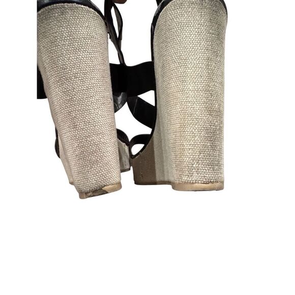 Steve Madden strappy platform sandal (10) - Picture 7 of 14